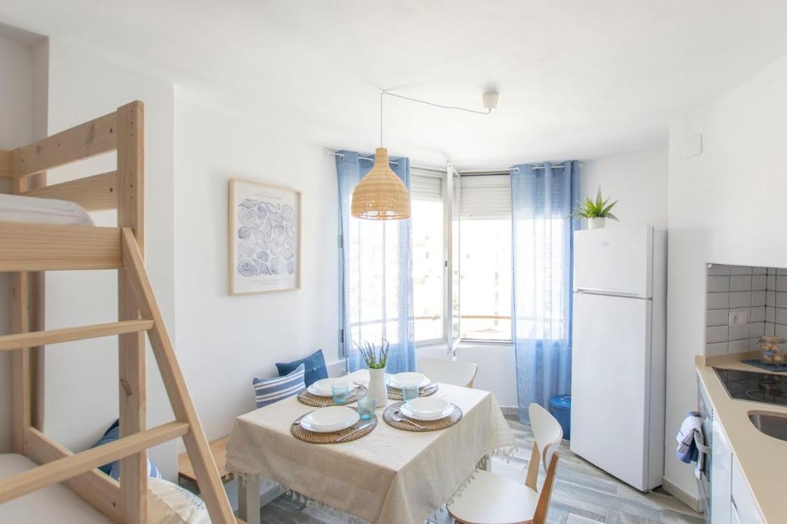 Apartbeach La Brisa Y Frente Playa La Pineda Buitenkant foto