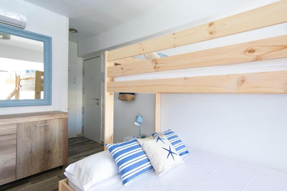 Apartbeach La Brisa Y Frente Playa La Pineda Buitenkant foto